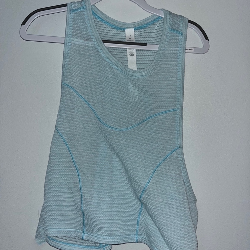 LuLuLemon cropped tank!